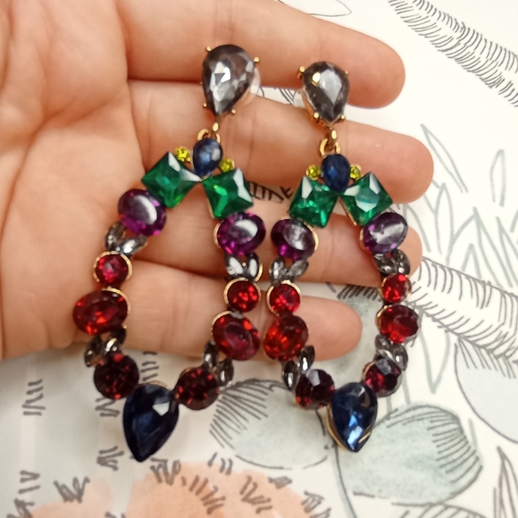 ✨NEW CRYSTAL EARRINGS COLLECTION✨ Matte Blue and Green Earrings - Picture 12 of 13